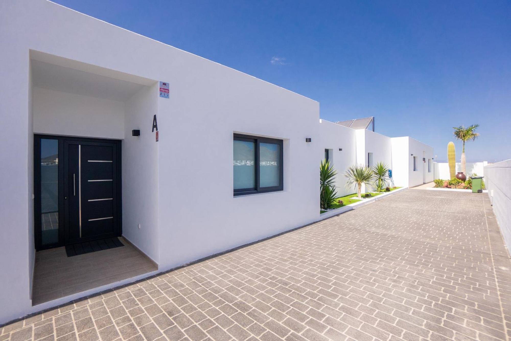 Sea Breeze Villas Lapa And Claca 普拉亚布兰卡 外观 照片