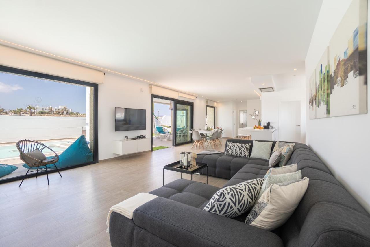 Sea Breeze Villas Lapa And Claca 普拉亚布兰卡 外观 照片